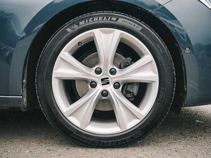 SEAT Leon 5dr 1.5 TSI EVO (150ps) FR