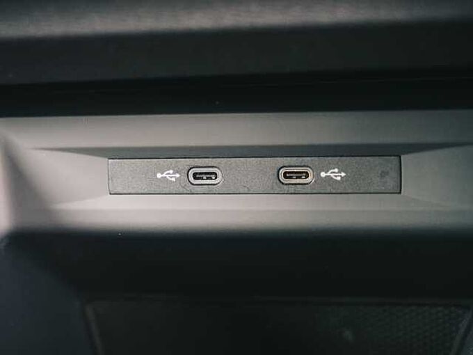 SEAT Leon 5dr 1.5 TSI EVO (150ps) FR