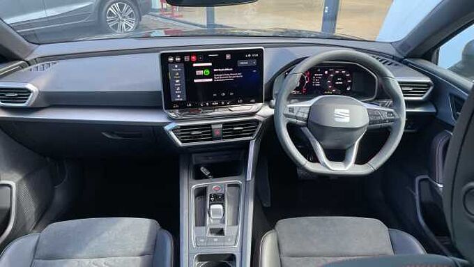 SEAT Leon 1.5 eTSI (150ps) FR Sport DSG Estate 5-Door